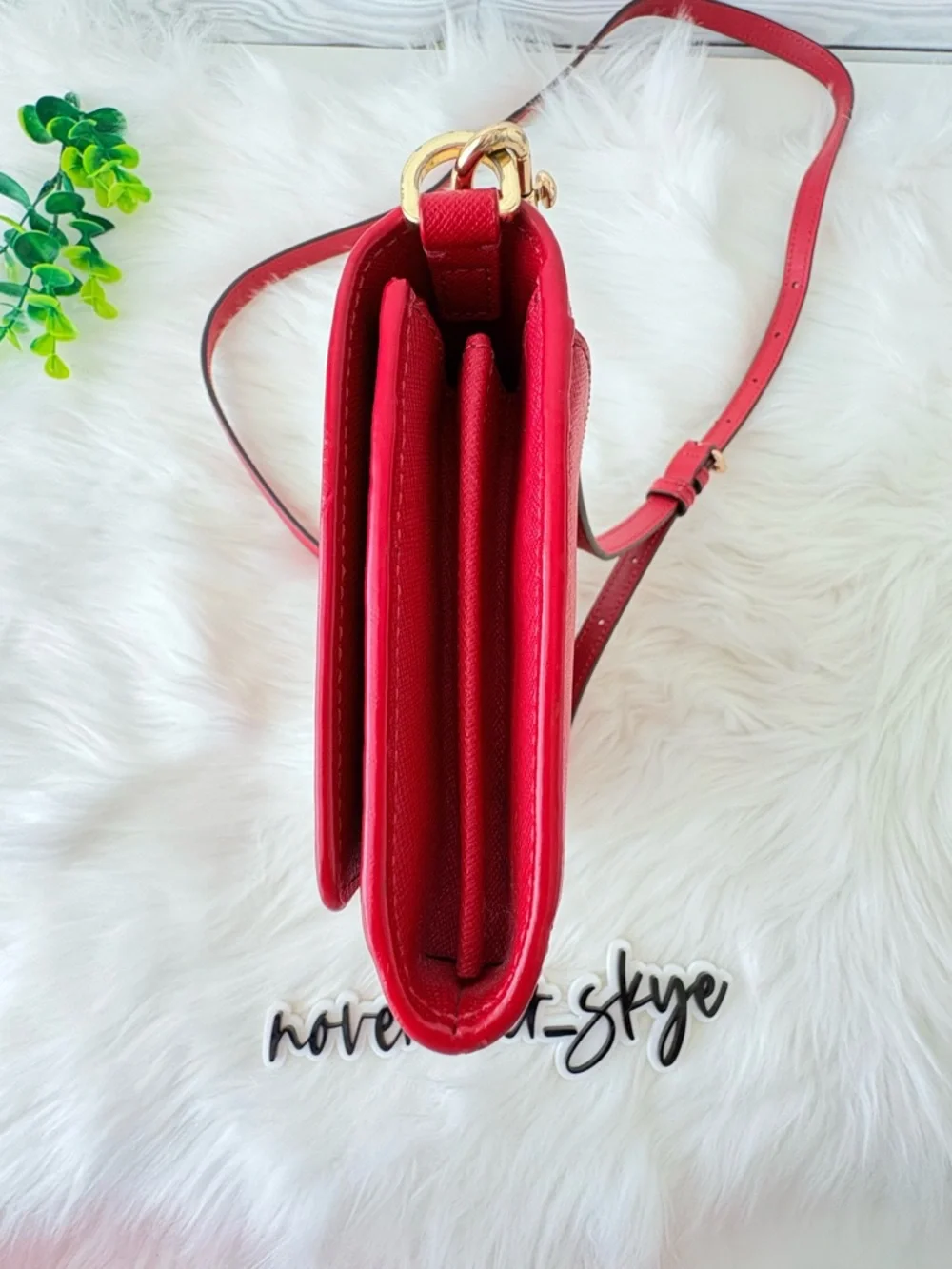 Tory Burch‎ Red saffiano Crossbody Wallet on Chain